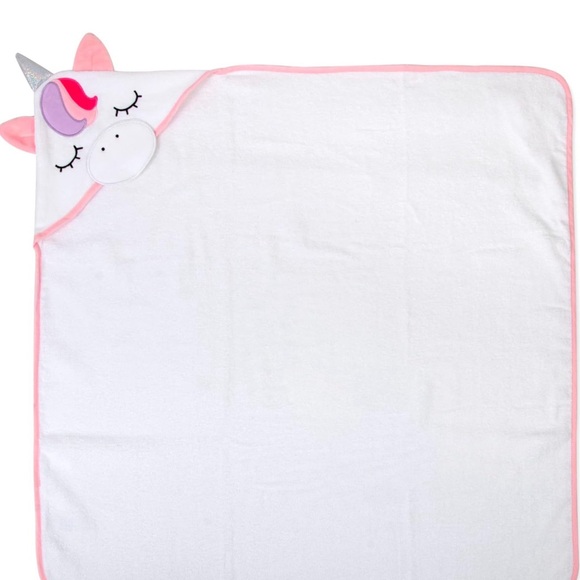 Unicorn Hooded Towel & Washcloth Set for Newborns, Infants, Toddlers 3-24 Months - Picture 5 of 8
